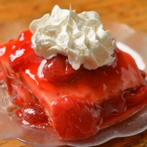 Monells-delicious-desserts-nashville-strawberry-lasagna